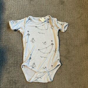 Kate Quinn bamboo onesie 3-6 months